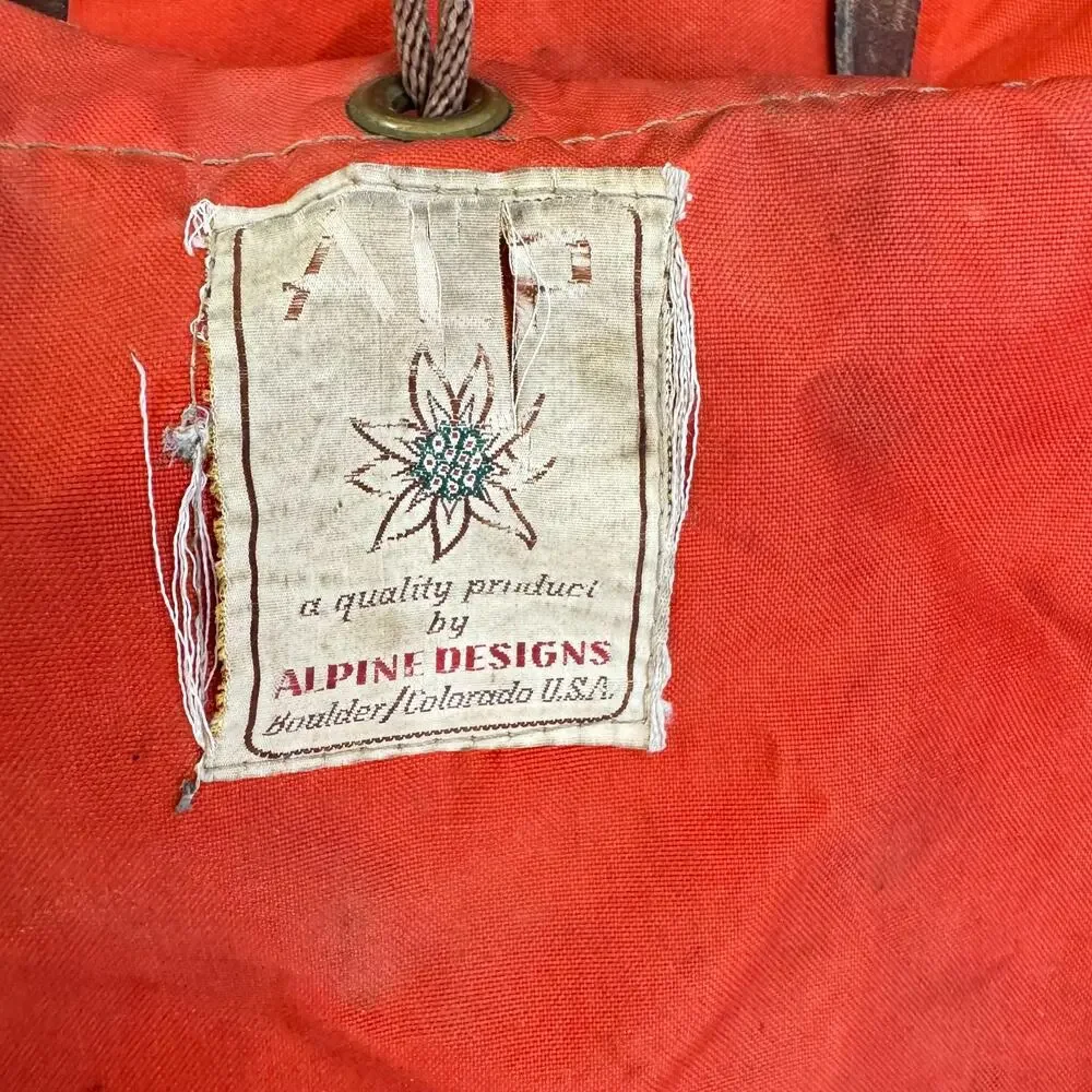 Vintage Alpine Designs Sport Backpack Boulder CO Red Leather Bottom Hiking USA